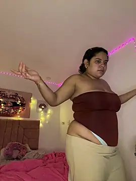 Anabelle 00  online show from 06-22-26, 03:08