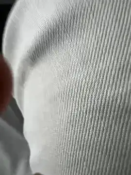 Snapshot of LAZ3R1 chatting on 10-23-25, 10:25 LAZ3R1 online show from 10-23-25, 10:25