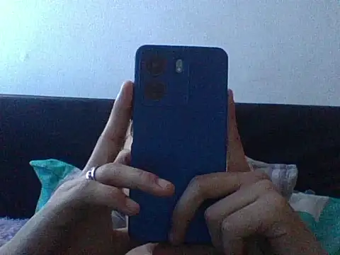 bluc96cm online show from 10-01-25, 01:39