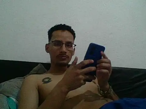 bluc96cm online show from 11-09-25, 04:33