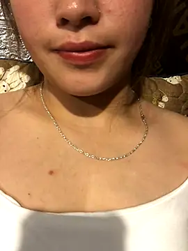 Snapshot of chipchip-00 chatting on 09-16-25, 10:27 chipchip-00 online show from 09-16-25, 10:27