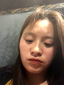 Snapshot of chipchip-00 chatting on 09-25-25, 10:52 chipchip-00 online show from 09-25-25, 10:52