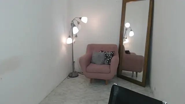 tatiana oconell22 online show from 05-05-26, 01:57