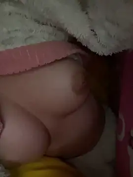 Snapshot of ruiki666 chatting on 03-06-26, 11:56 ruiki666 online show from 03-06-26, 11:56