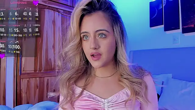 Snapshot of MaryMoon_ chatting on 09-26-25, 11:53 MaryMoon online show from 09-26-25, 11:53