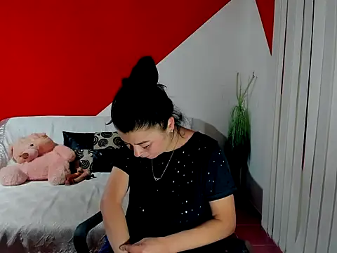 Soffy Skye online show from 09-29-25, 04:17