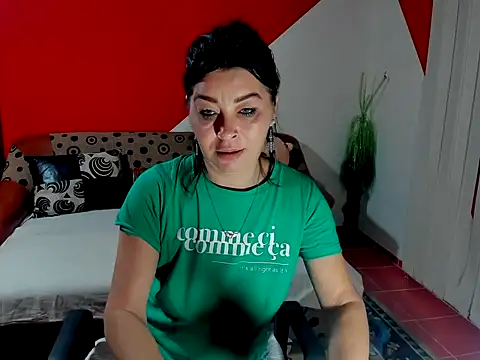 Soffy Skye online show from 10-10-25, 03:38