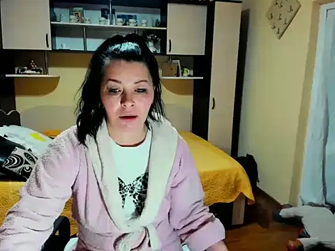 Snapshot of Soffy_Skye chatting on 02-23-26, 04:54 Soffy Skye online show from 02-23-26, 04:54