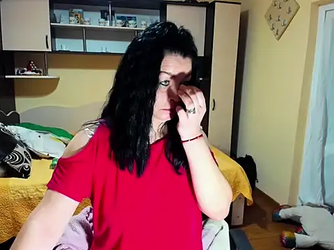 Snapshot of Soffy_Skye chatting on 02-25-26, 05:06 Soffy Skye online show from 02-25-26, 05:06