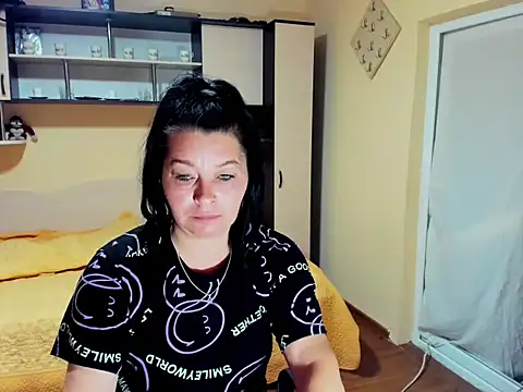 Soffy Skye online show from 05-11-26, 05:02