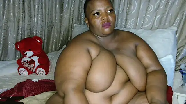 Snapshot of Bustyboobs02xx chatting on 02-12-26, 05:52 Bustyboobs02xx online show from 02-12-26, 05:52