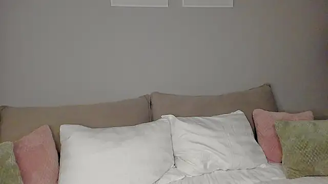 Stefa Evans online show from 09-17-25, 03:35