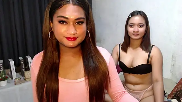 Snapshot of Elysia_Fox chatting on 02-08-26, 06:28 Elysia Fox online show from 02-08-26, 06:28