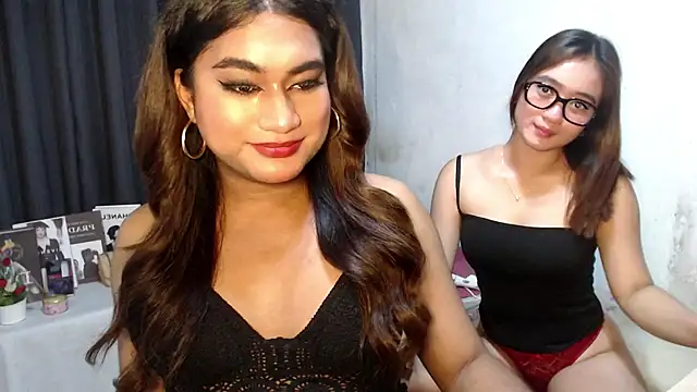 Snapshot of Elysia_Fox chatting on 03-27-26, 08:26 Elysia Fox online show from 03-27-26, 08:26