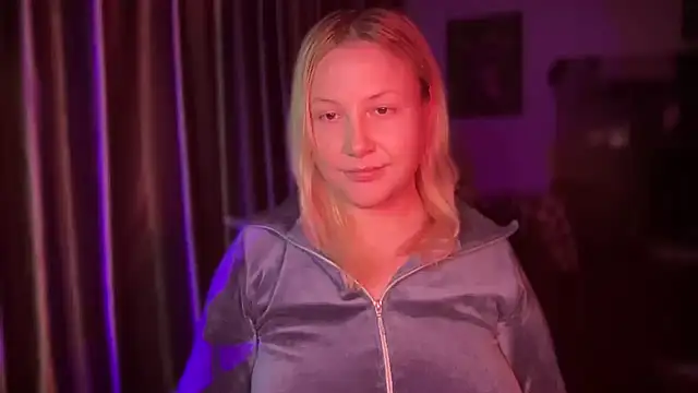 BikiHellena online show from 02-02-26, 05:22