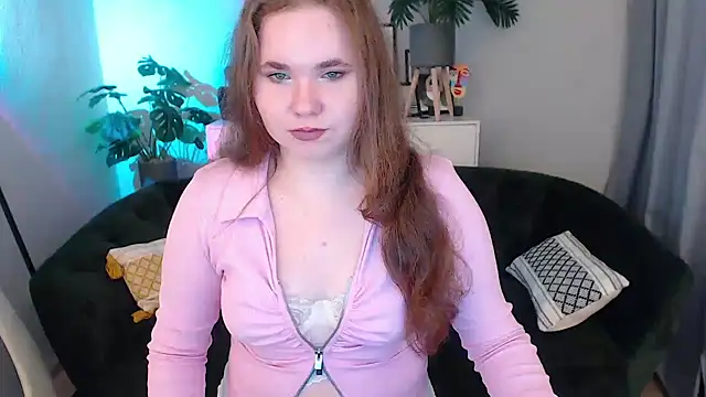 Sireen Kiss online show from 09-15-25, 06:24