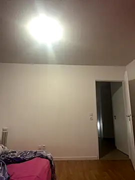 Snapshot of douceebene chatting on 09-30-25, 08:30 douceebene online show from 09-30-25, 08:30