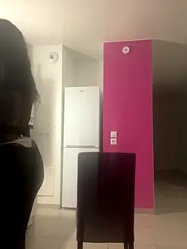 Snapshot of douceebene chatting on 10-11-25, 07:23 douceebene online show from 10-11-25, 07:23