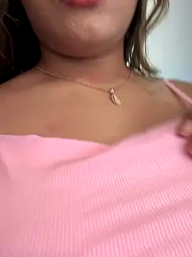 Snapshot of MayaMoanXXX chatting on 10-03-25, 01:08 MayaMoanXXX online show from 10-03-25, 01:08