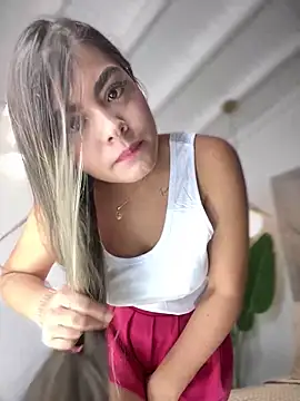 Snapshot of MayaMoanXXX chatting on 10-09-25, 02:26 MayaMoanXXX online show from 10-09-25, 02:26