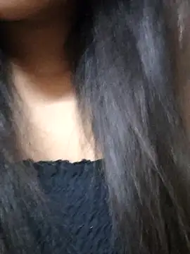 Snapshot of Aanjana_-Sharma chatting on 09-18-25, 10:06 Aanjana -Sharma online show from 09-18-25, 10:06