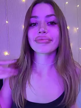 Elizabeth Tay online show from 11-25-25, 05:57