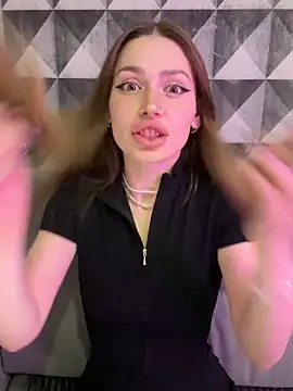 Snapshot of Elizabeth_Tay chatting on 02-28-26, 05:58 Elizabeth Tay online show from 02-28-26, 05:58