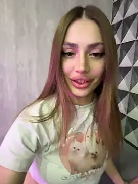 Snapshot of Elizabeth_Tay chatting on 03-04-26, 07:31 Elizabeth Tay online show from 03-04-26, 07:31