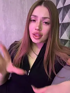 Snapshot of Elizabeth_Tay chatting on 03-14-26, 06:46 Elizabeth Tay online show from 03-14-26, 06:46