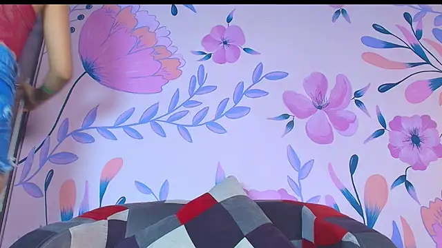 emma hearths online show from 10-29-25, 07:26