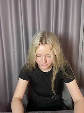 D0llySheep online show from 09-27-25, 03:39