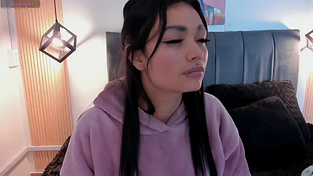 Evaa rosee  online show from 09-29-25, 11:48