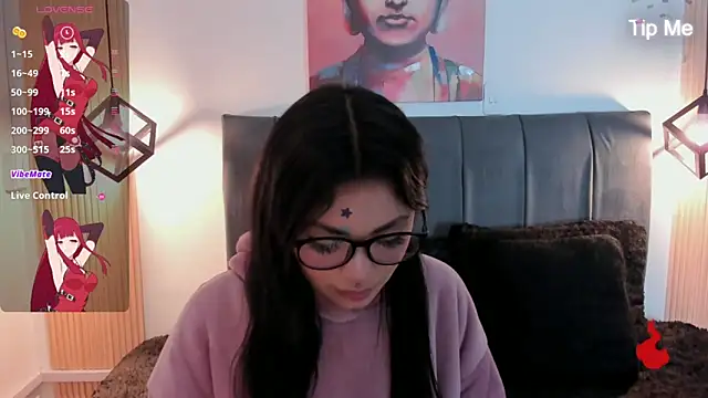 Evaa rosee  online show from 10-08-25, 11:41