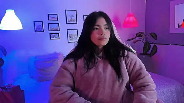 Evaa rosee  online show from 10-16-25, 11:44