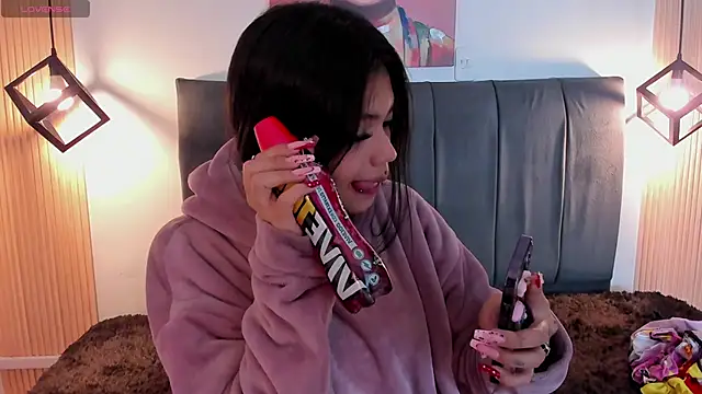 Evaa rosee  online show from 10-17-25, 11:46