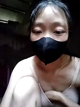 Snapshot of Phuoc_xx chatting on 12-23-25, 06:33 Phuoc xx online show from 12-23-25, 06:33