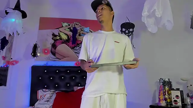 xxKamadevaxx online show from 10-10-25, 12:37