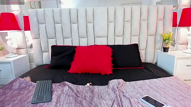 melani hom online show from 09-17-25, 12:40