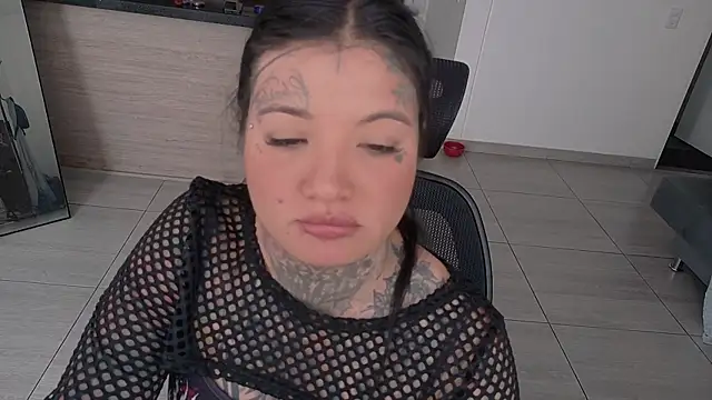 Unatatuada online show from 11-04-25, 07:35