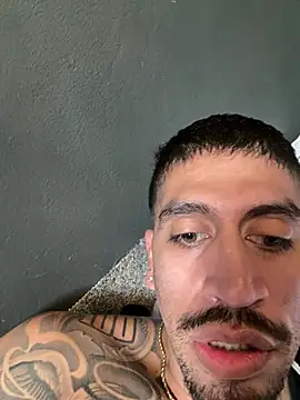 busnfatnutsLildee online show from 04-10-26, 07:18