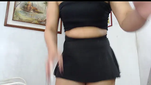 Valerysimon  online show from 11-08-25, 09:57