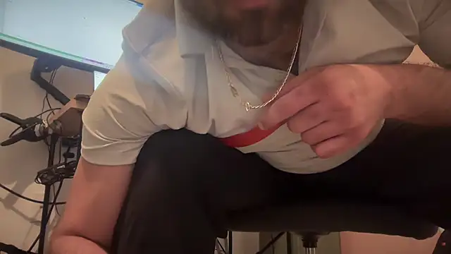 jasoncali305 online show from 10-25-25, 02:56