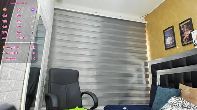 Snapshot of sheyla__ebony chatting on 03-24-26, 11:59 sheyla ebony online show from 03-24-26, 11:59