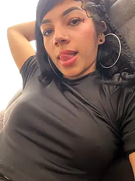 Snapshot of Lesly777_ chatting on 09-20-25, 02:51 Lesly777 online show from 09-20-25, 02:51