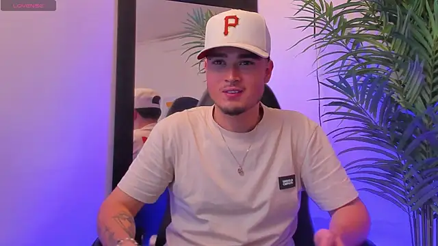 SALVATORE MULLER1 online show from 10-17-25, 11:51