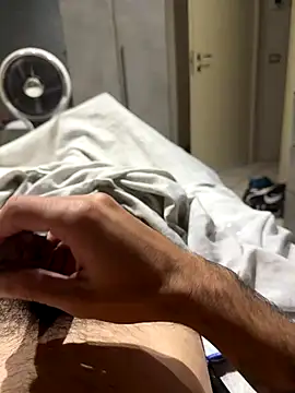 alexbergo87 online show from 09-17-25, 07:37