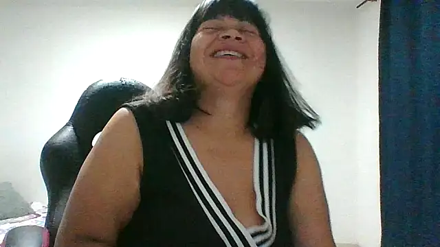 adri89-g online show from 02-07-26, 01:42