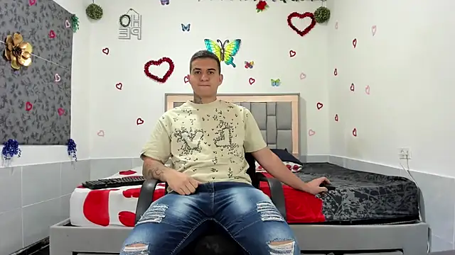 Alejokeler online show from 09-17-25, 11:39