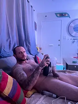 Snapshot of skip69xxx chatting on 01-12-26, 03:23 skip69xxx online show from 01-12-26, 03:23