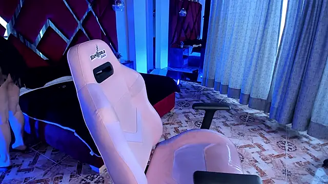 alexiaystive3 online show from 03-28-26, 09:03